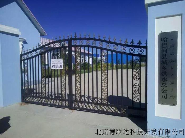 文章附图